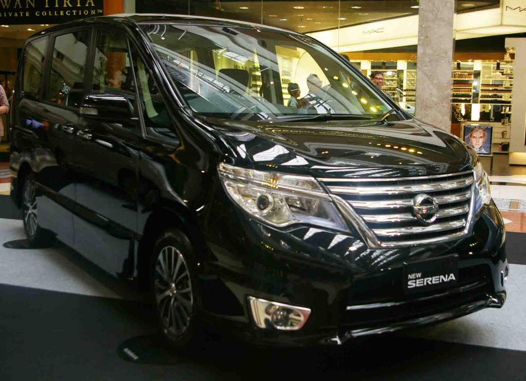 nissan serena highwaystar