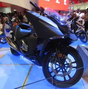 honda vultus front