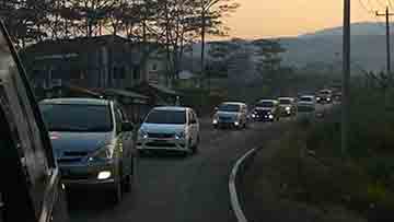 Toyota Innova Owners Club Indonesia Nanjak Dieng akhir September lalu.