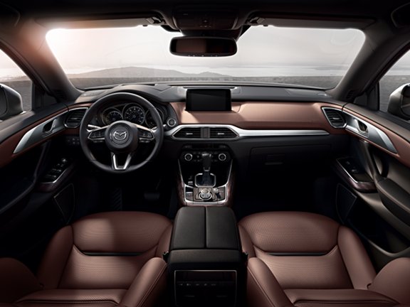 Ruang kabin Mazda CX-9, salah satu yang terbaik di kelasnya
