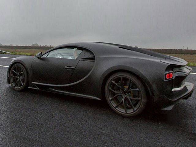 Sosok Bugatti Chiron tertangkap kamera di Italia
