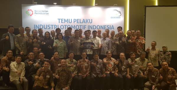 industri otomotif indonesia