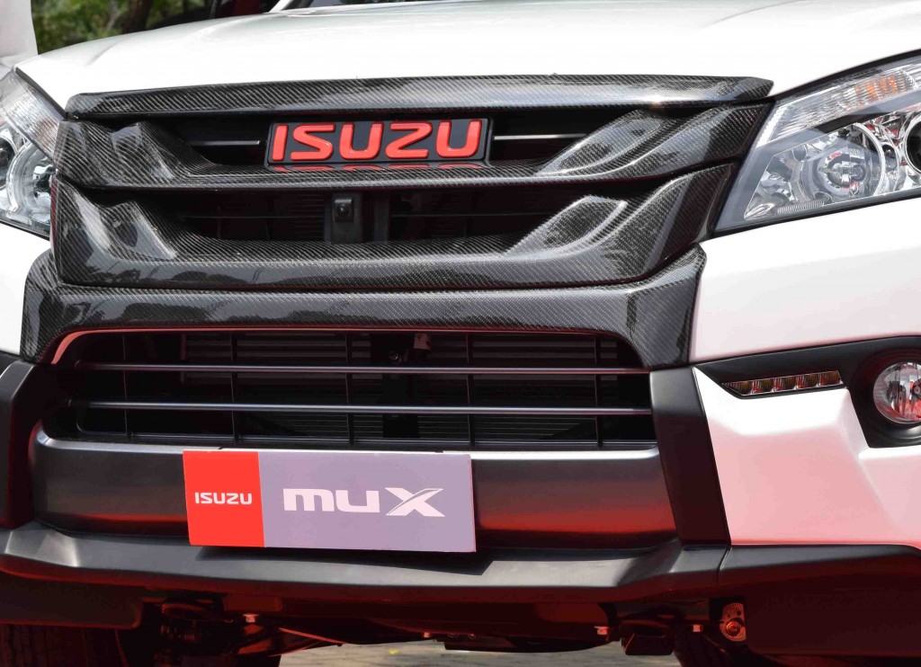 isuzu mux-depan