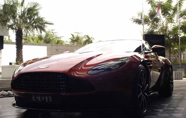 DB11