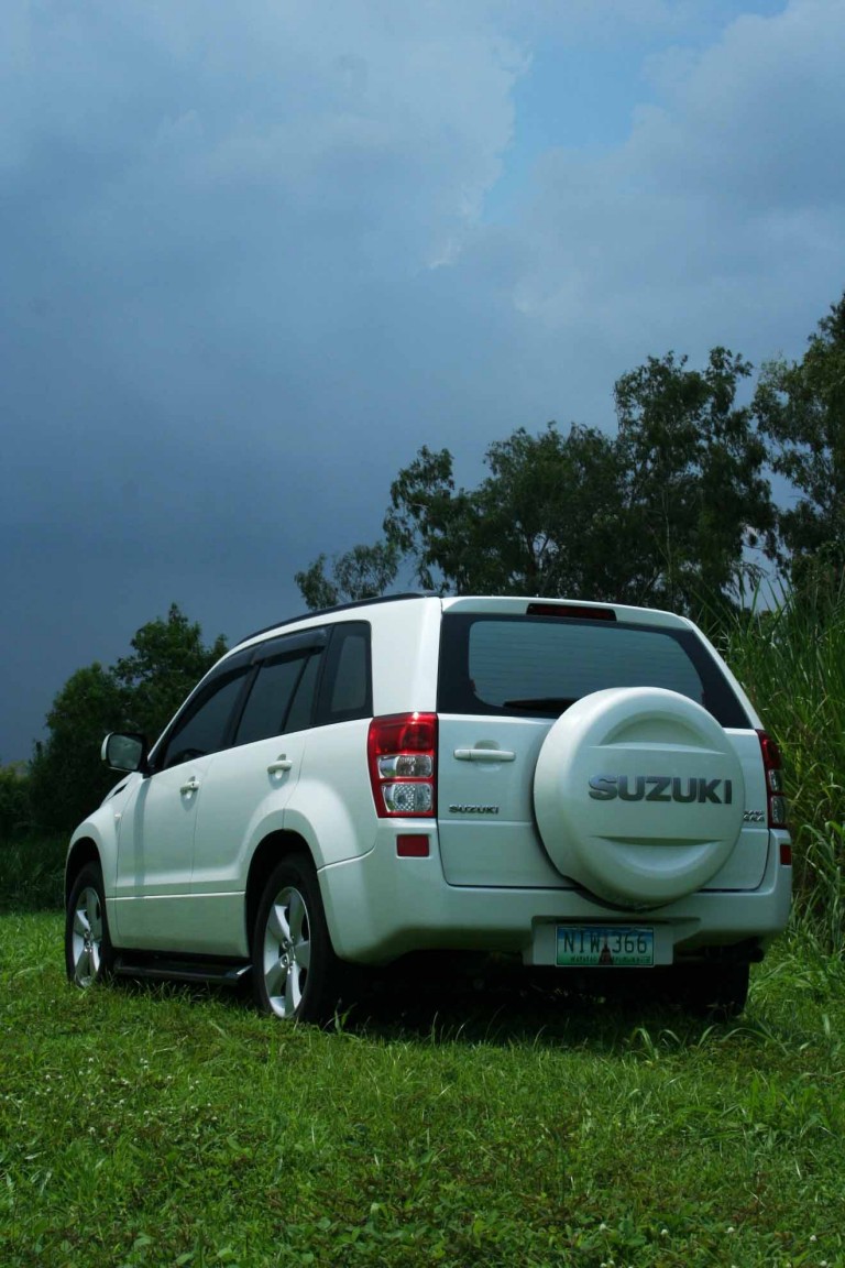 Suzuki Grand Vitara 2010 SUV Kompak Memukau dengan Harga Terjangkau Carmudi Indonesia Suzuki Grand Vitara 2010 SUV Kompak Memukau dengan Harga Terjangkau Carmudi Indonesia
