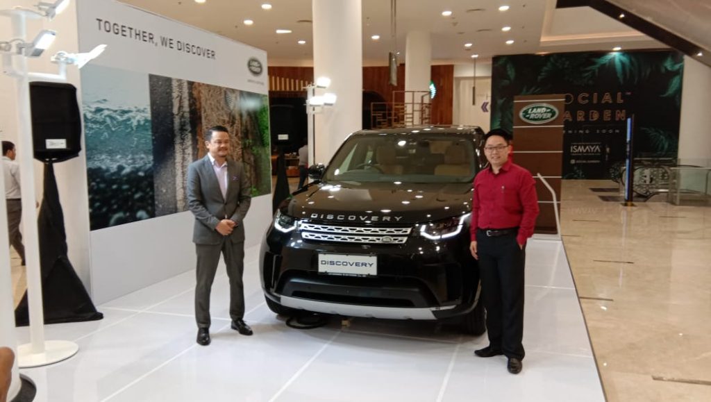 Land Rover Discovery 5 terbaru