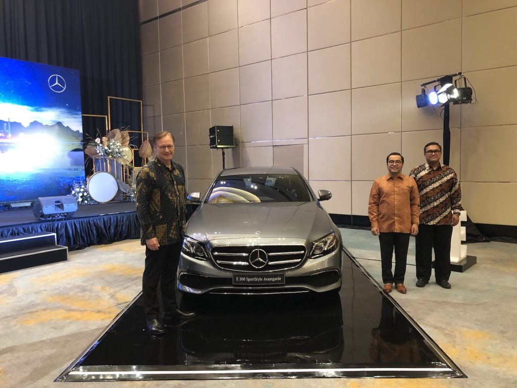 Mercedes-Benz E300 SportStyle Avantgarde Line