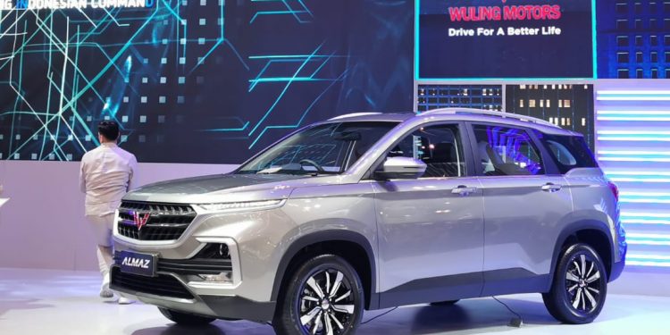 Beli Wuling Almaz