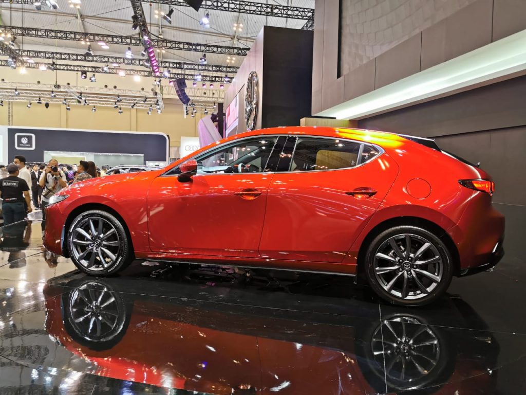 desain mazda3