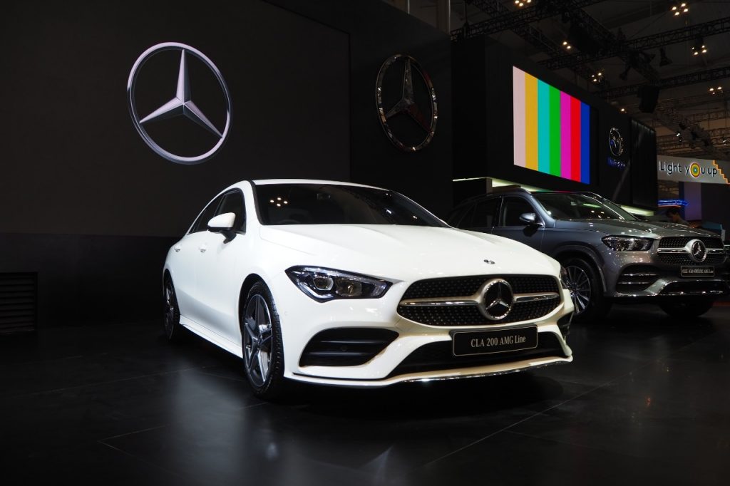 Mercedes Benz CLA 200 AMG Line