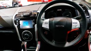 Review Isuzu MU-X