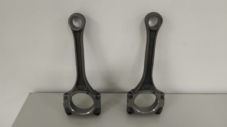 Connecting rod 