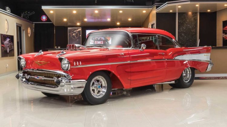 Chevrolet Bel Air, punya desain yang sangat ikonik dan indah.