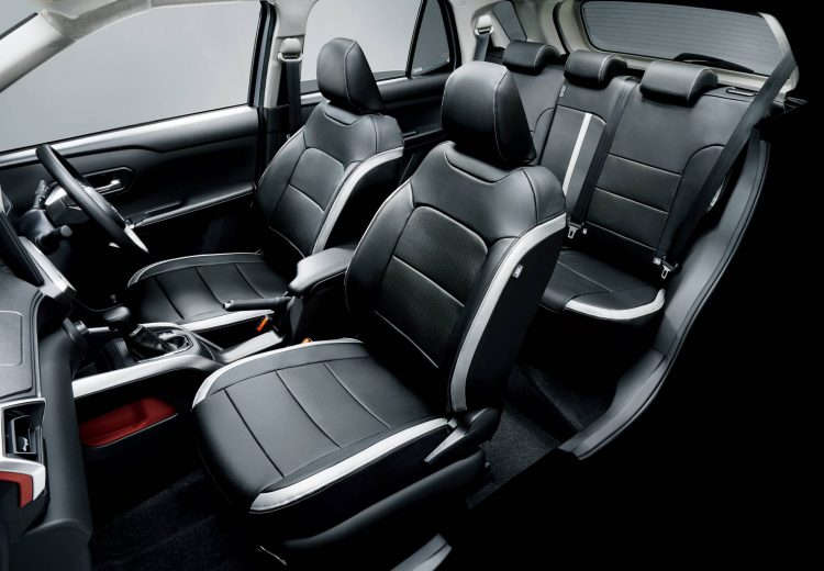 Interior Daihatsu Rocky versi modifikasi