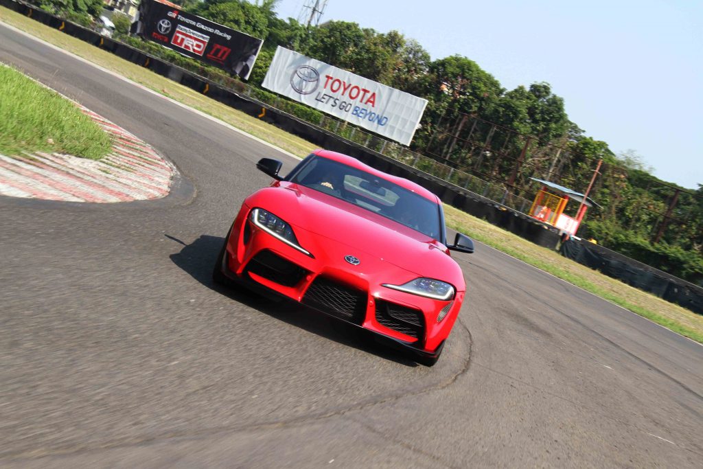 Toyota GR Supra, test drive di sirkuit Sentul. Photo: Toyota