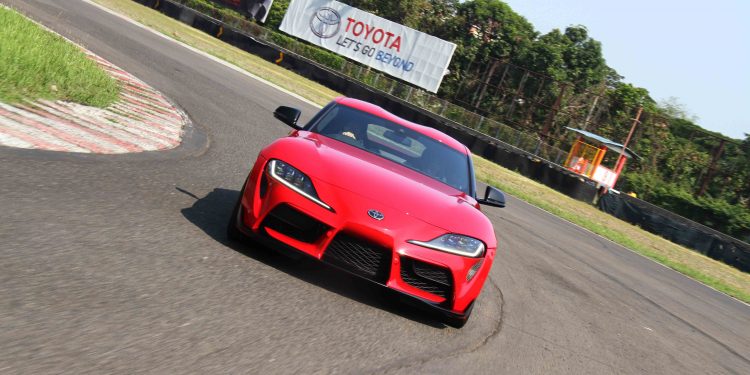 Toyota GR Supra, test drive di sirkuit Sentul. Photo: Toyota