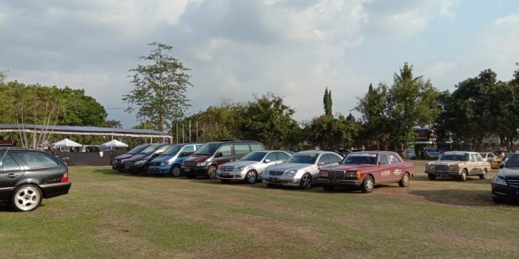 Ribuan mobil menghadiri Jambore Nasional Mercedes-Benz 2019. Jambore ini merupakan ke-14 dan digelar di Jogjakarta.