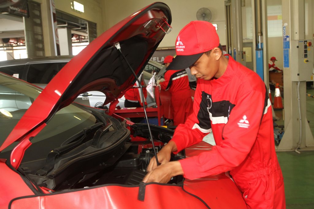 Komitmen Tingkatkan Pelayanan ke Konsumen, Mitsubishi Gelar Kontes Tenaga Diler