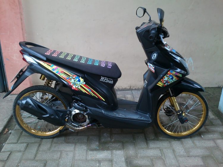 Honda Beat Thailook