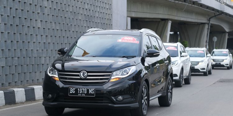 Peserta DFSK Glory Day lakukan mini touring