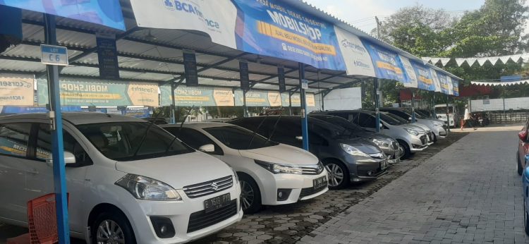 Mobil bekas terkena imbas penurunan penjualan di pandemi covid-19