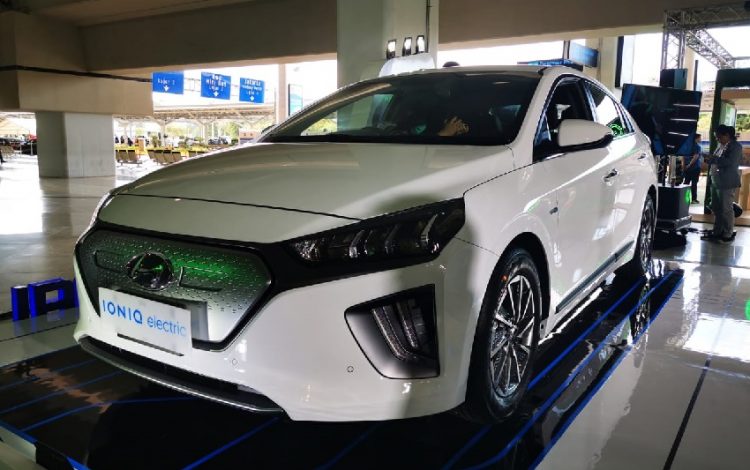 Mobil listrik Hyundai Ioniq