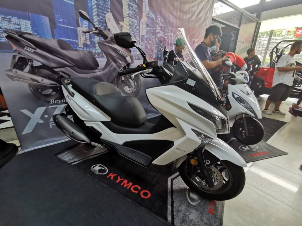Spesifikasi Kymco X-Town 250i siap tempur dengan kompetitornya 