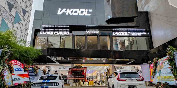 Bagian depan V-Kool PPF Surabaya