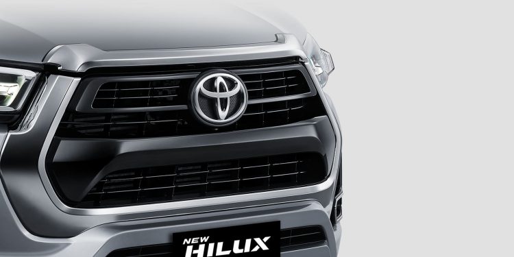 Gril memakai desain baru, photo: Toyota