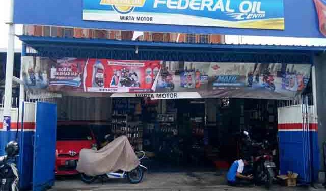 Ganti Pelumas di bengkel