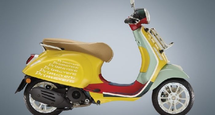 Vespa Primavera Sean Wotherspoon