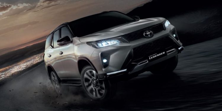 Toyota Fortuner Legender