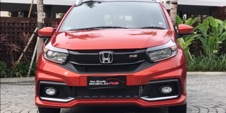 honda mobilio rs tampak depan