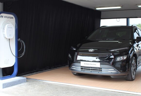 Charger mobil listrik Hyundai