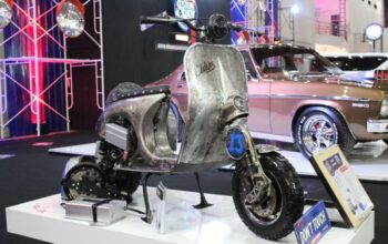 Vespa Listrik Elders Garage