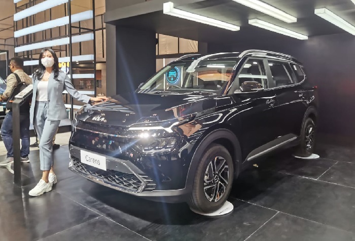 Fitur Keselamatan Kia Carens
