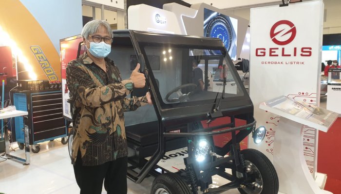 Prasetyo Budi, Direktur Utama PT Solar Panel Indonesia
