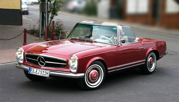 Mercedes-Benz W113