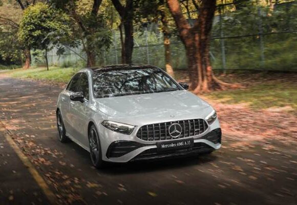 Versi Facelift 2023 Mobil Mercedes-AMG Termurah di Indonesia Meluncur