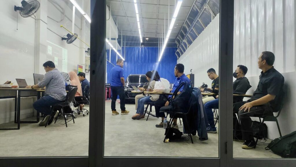 Ruang belajar CARSOME Academy