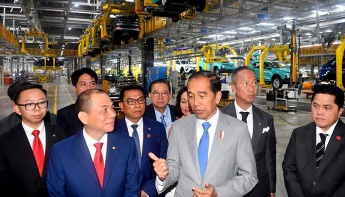 jokowi vinfast