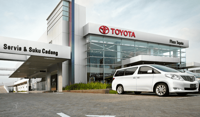 Plaza Toyota Pemuda