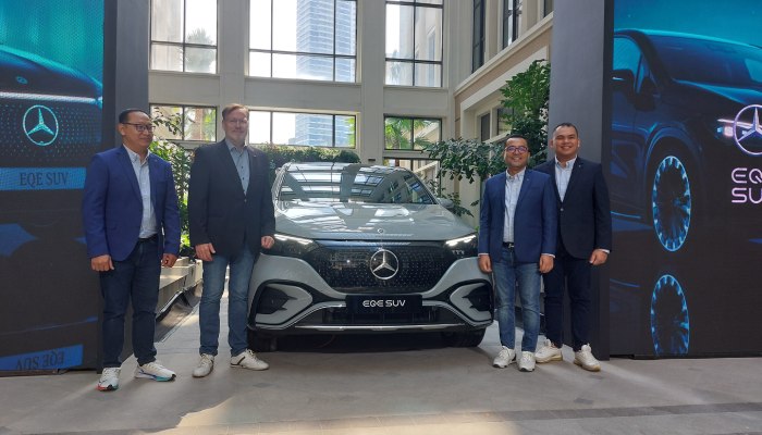 Mobil listrik eqe suv 350 amg line (4)