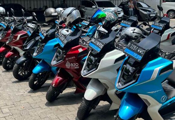 Alva Jawab Tantangan Infrastruktur Pengecasan Motor Listrik Lewat Kolaborasi