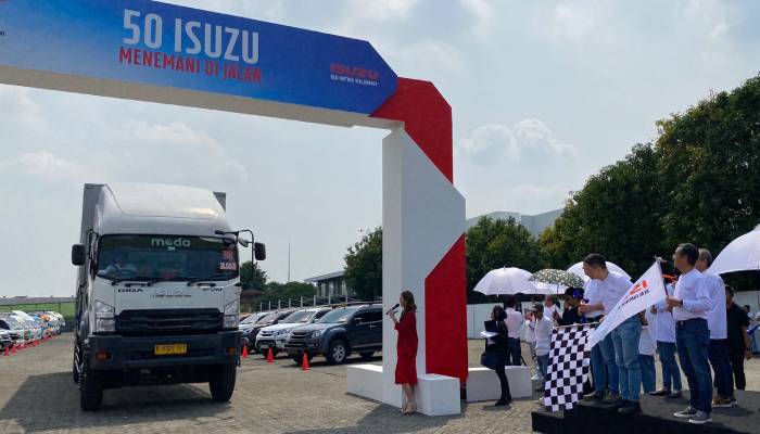 isuzu 50 tahun