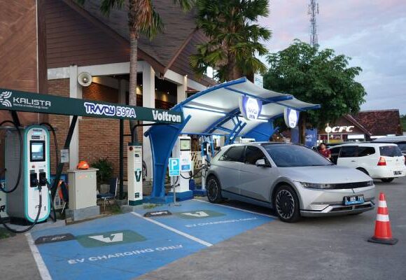 Asyik! Jumlah SPKLU di Rest Area Travoy Terus Bertambah
