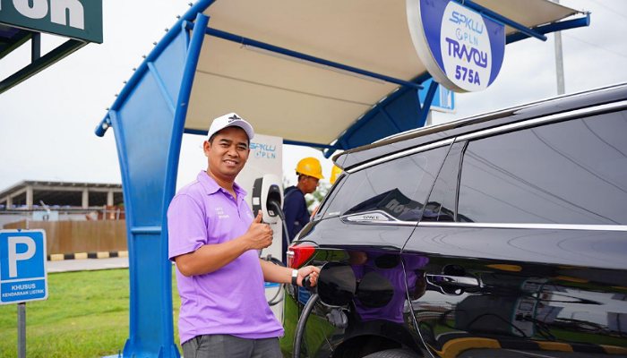 SPKU Mobile PLN bisa melayani mobi listrik kehabisan daya dalam perjalanannya.