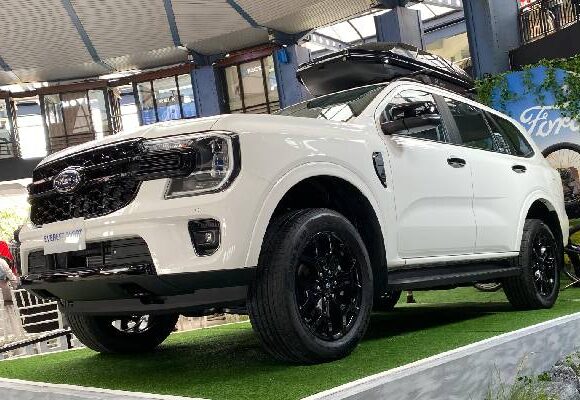 ford everest sport