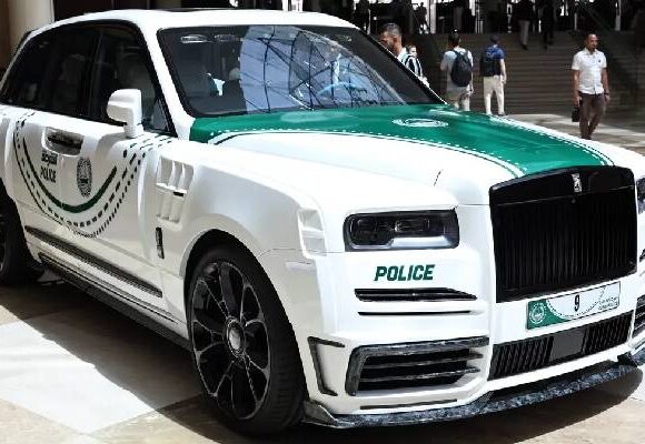 rolls-royce cullinan dubai