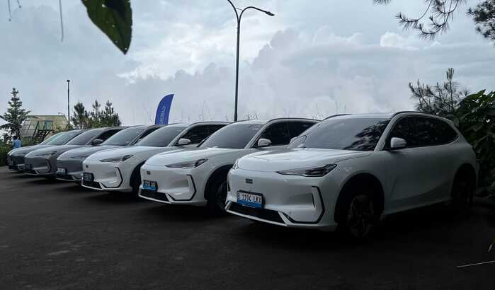 Test Drive Geely EX5